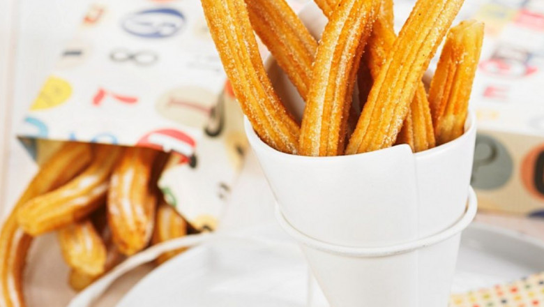 Enhancing Brand Appeal with Custom Churros Boxes