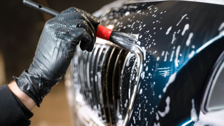 Why Exterior Car Detailing Is Essential in 2025