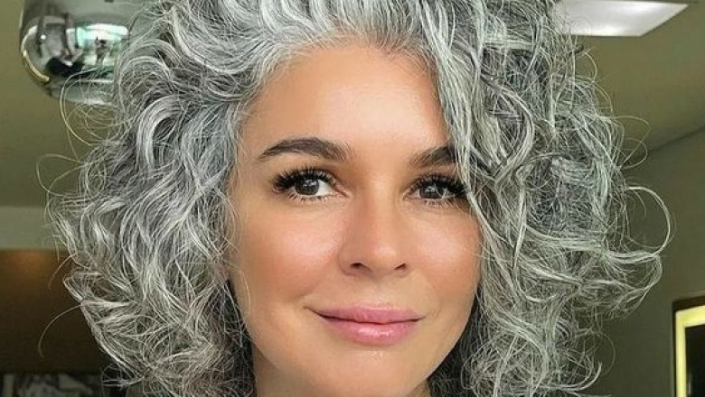 Women’s Hair Pieces: Transform Your Look with Versatile Styles