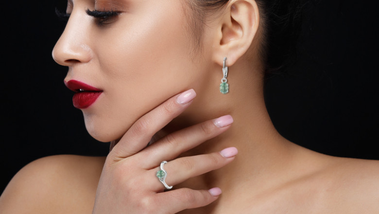 Green Kyanite Jewelry: The Underrated Stone for Inner Peace