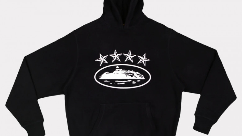 corteiz hoodie– The Perfect Seasonal Outfit