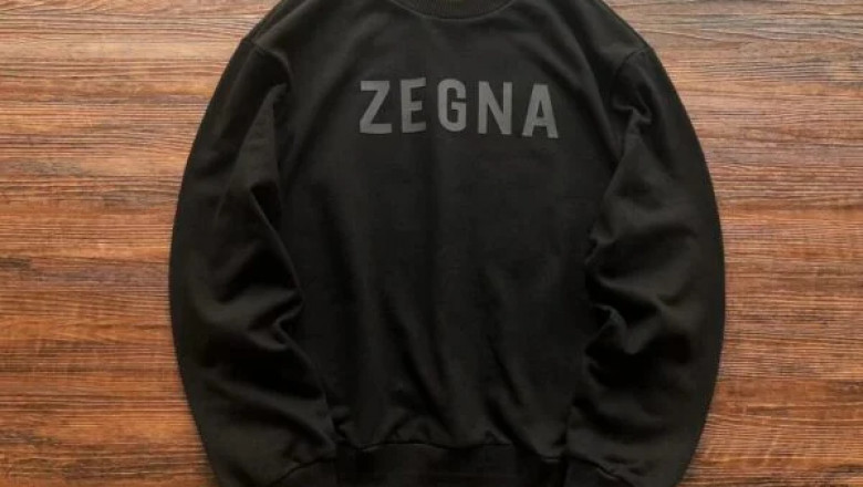 Early Life and Career Beginnings: Essentials Clothing