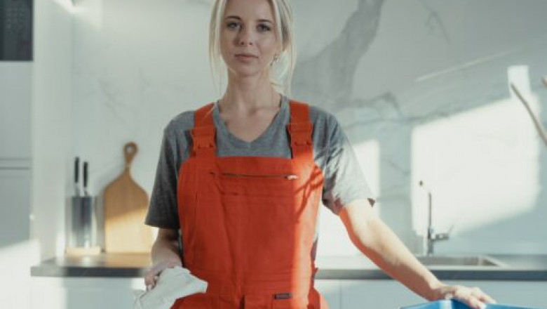 How Do Cleaning Services Keep You Ahead of Daily Mess