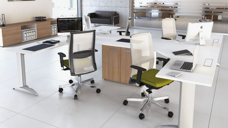 How to Choose the Right Office Furniture for Productivity and Style