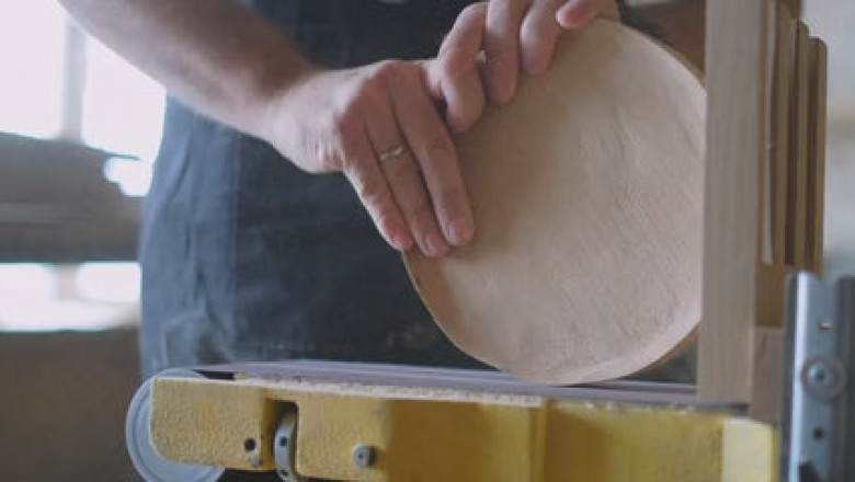 Explore Electric Carving Tools for Precision Wood Carving