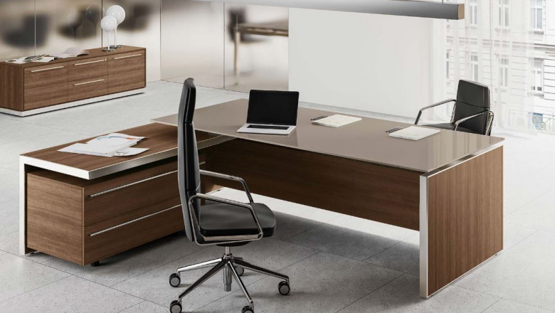 Importance of Executive Office Table Design in Today’s Modern Workspaces