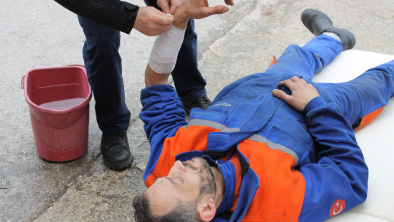Effective Solutions for Recovery from Work Injuries: How Physiotherapy Can Help You Heal