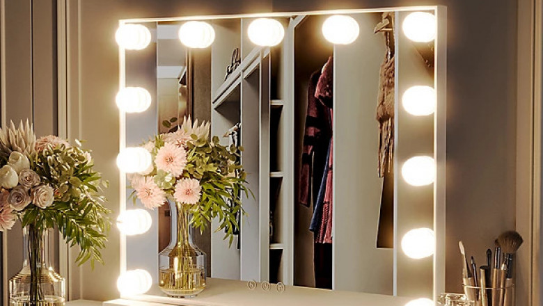 mirror
