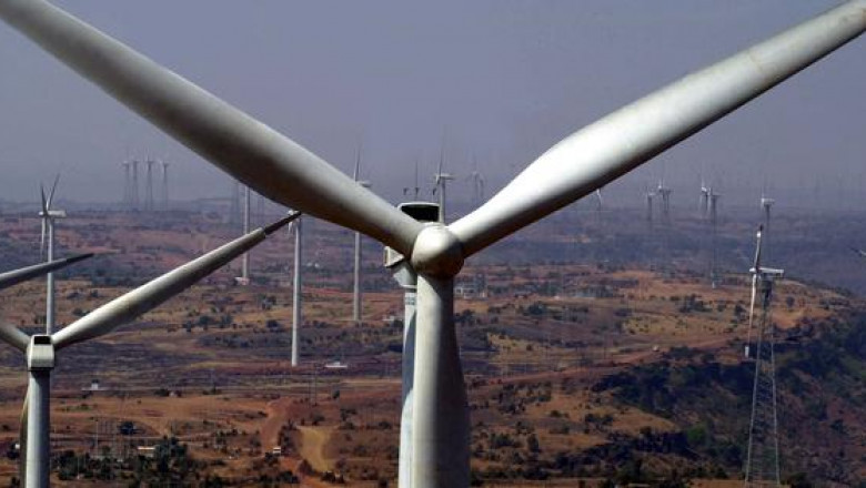 How Long Do Wind Turbines Really Last in India? Surprising Facts About Their Lifespan