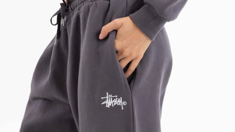 Stussy Sweatpants and T-Shirt Collection: Streetwear with Timeless Appeal