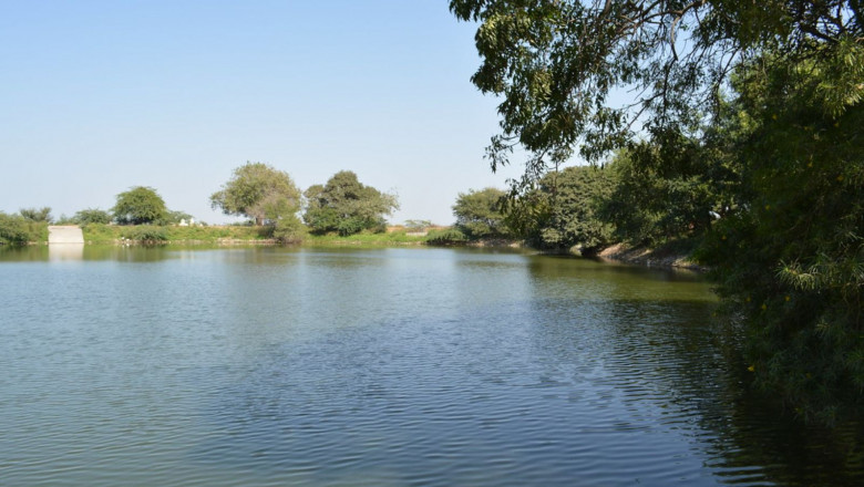 Explore the Sacred Beauty of Gopi Talav Theertham in Dwarka