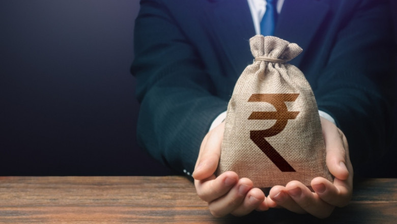How Mudra Yojana Helps Women Start Small Businesses
