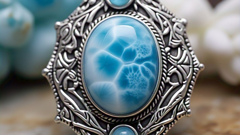 Nature Meets Style: The Ocean Energy Of Larimar Jewelry
