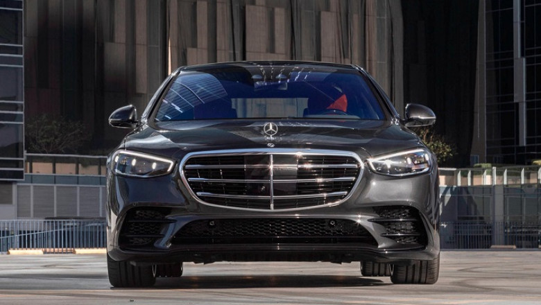 Premier Airport Limo Service NYC – Travel Luxuriously with Famous Drive