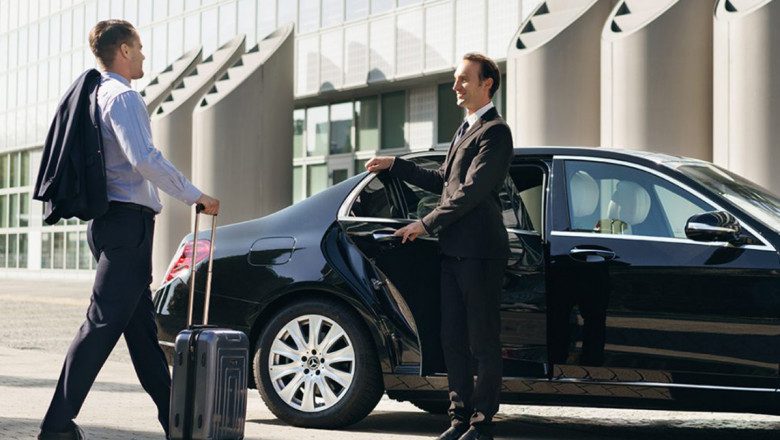 Premium NYC & JFK to Hamptons Transportation – Famous Drive Car & Bus Services