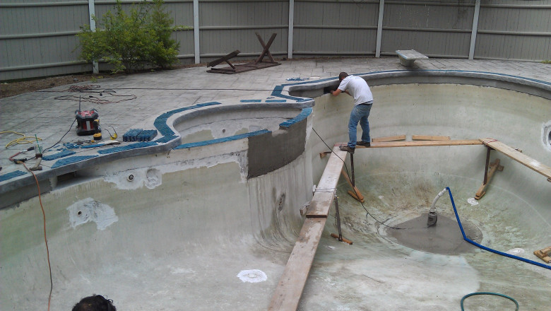 Expert Tips for Seamless Pool Coping Repairs